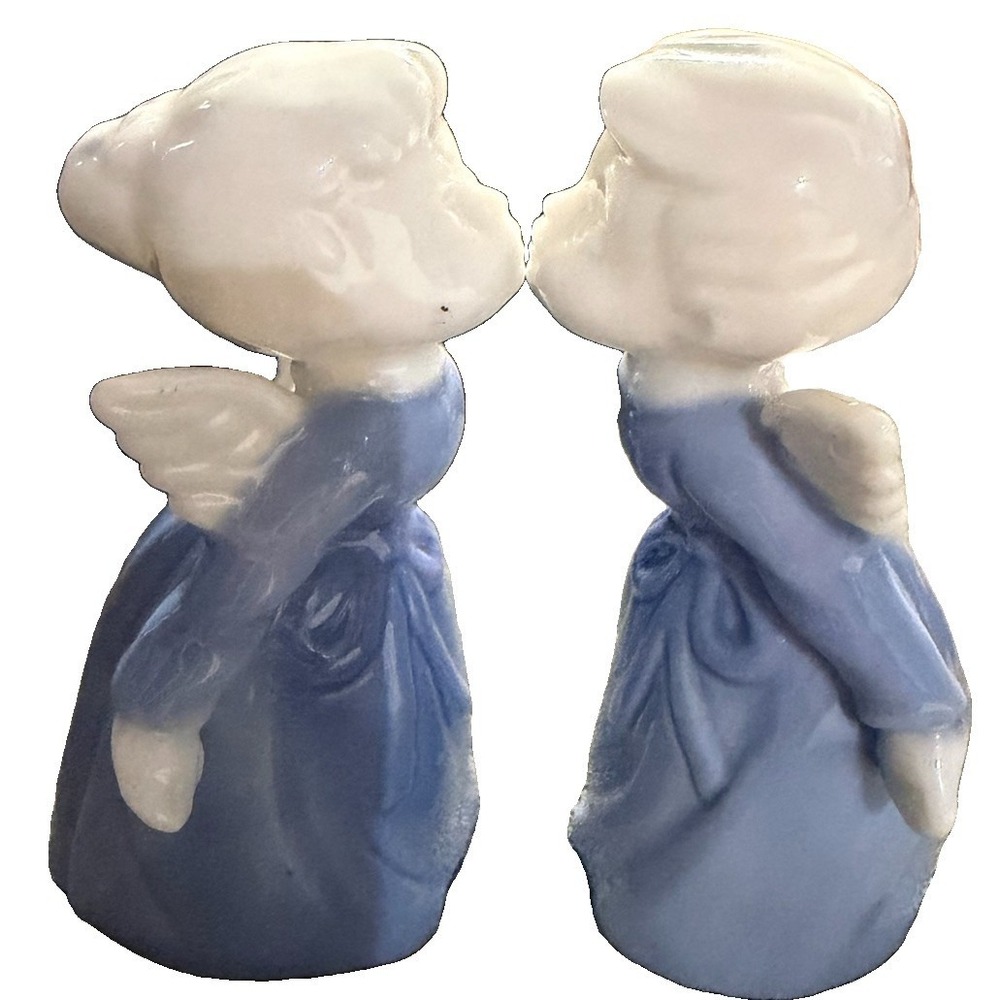 Vintage Kissing Angels Figurines Set Blue White Ceramic Glazed Made In Japan
